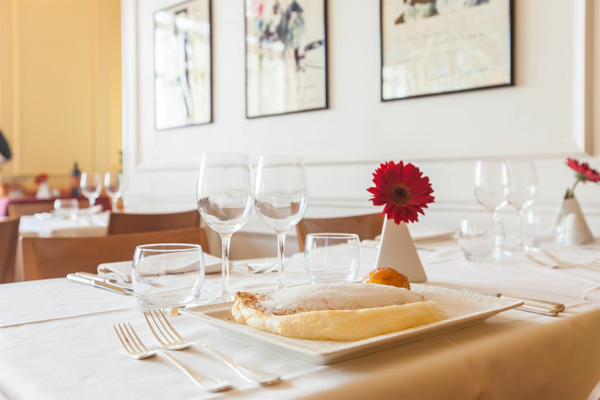 La Mere Poulard Hotel